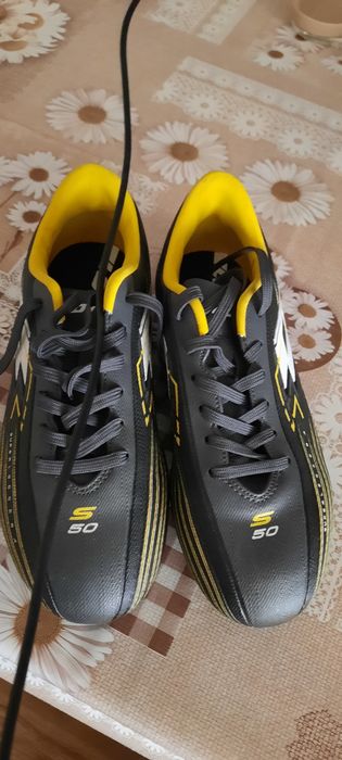 Adidas fotbal lotto