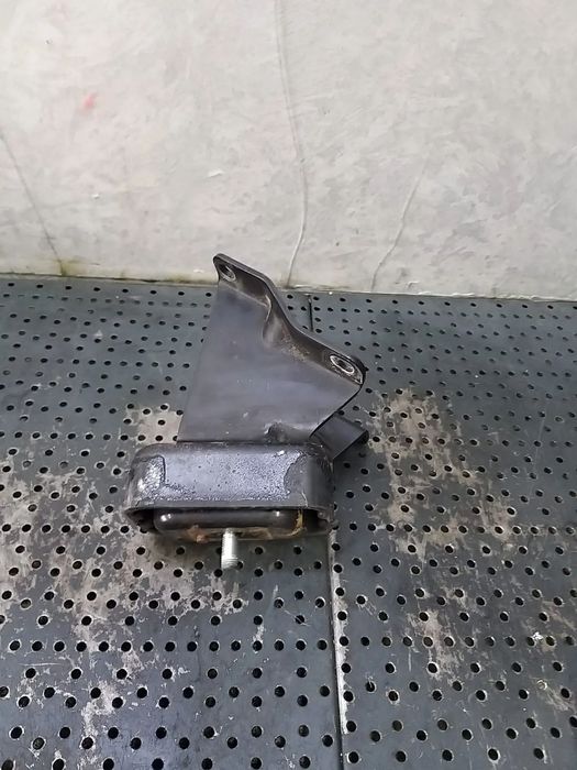 Suport tampon motor 1.3 b suzuki jimny