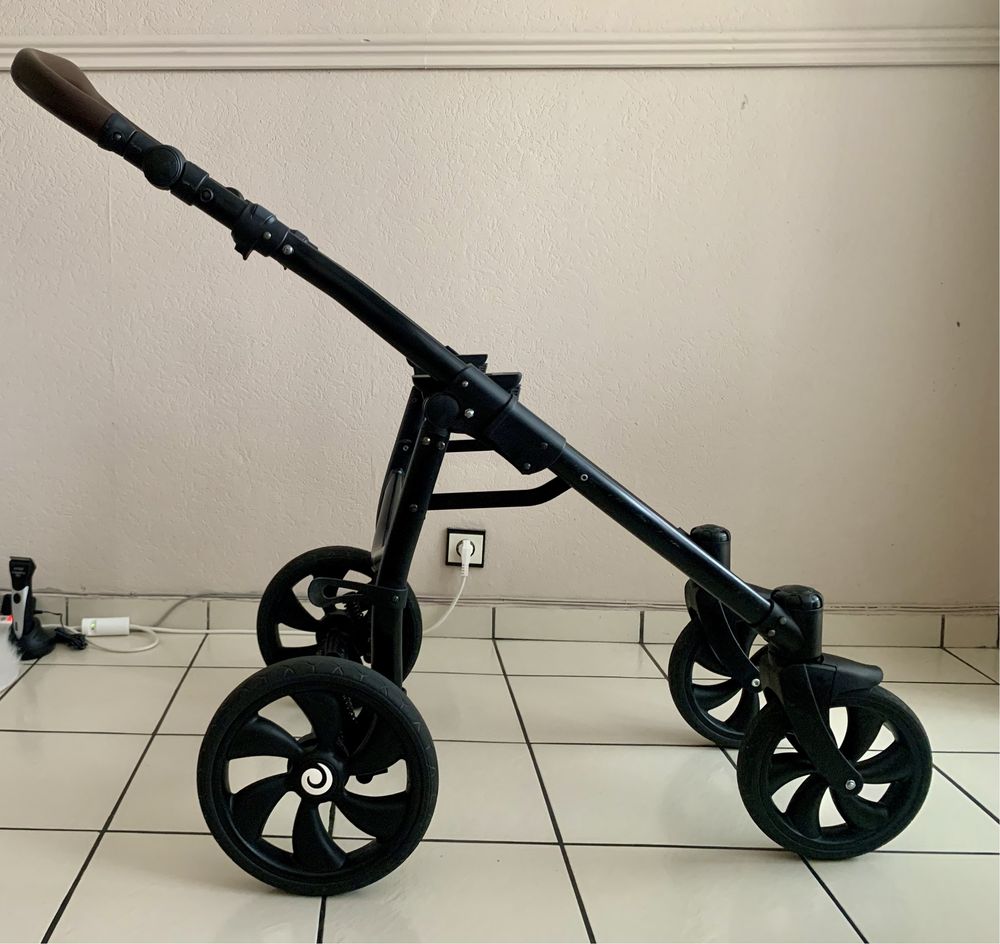BUBA FORESTER Бебешка Количка 3 В 1