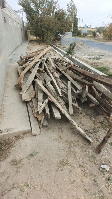 Тусин тахталар бор