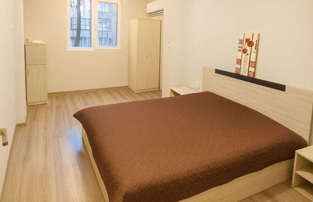 Дава се под наем Двустаен апартамент в Варна, Спортна зала - 60 кв.м за 450 € - Снимка #2