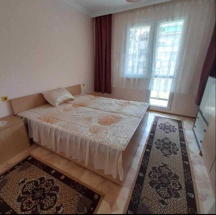 Дава се под наем Тристаен апартамент в Бургас, Възраждане - 77 кв.м за 425 € - Снимка #2