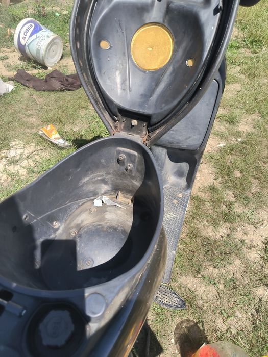 Scuter Piaggio free Elma