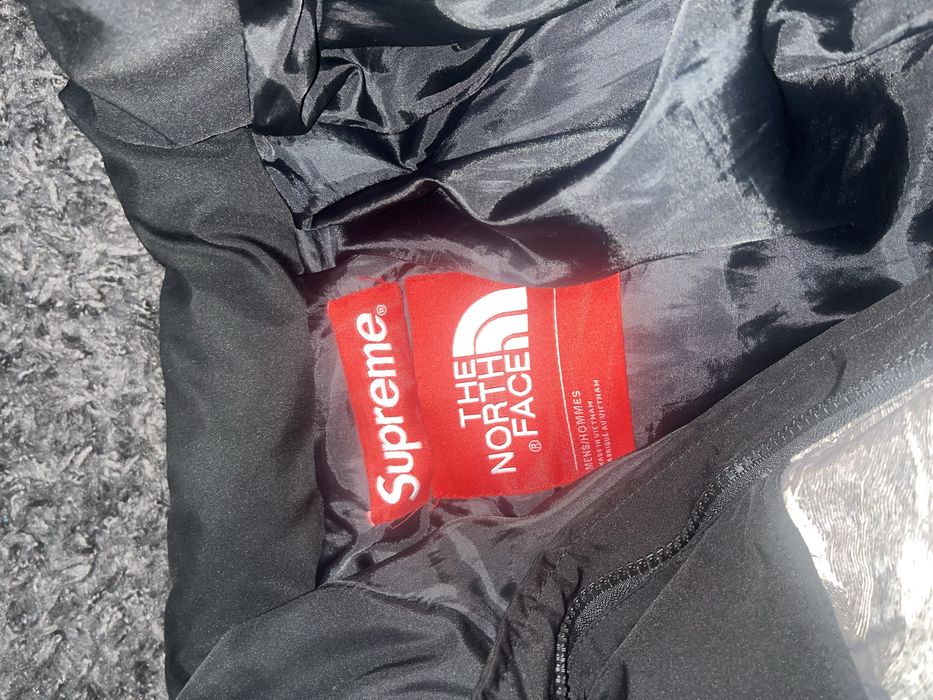 Geaca the north face x supreme