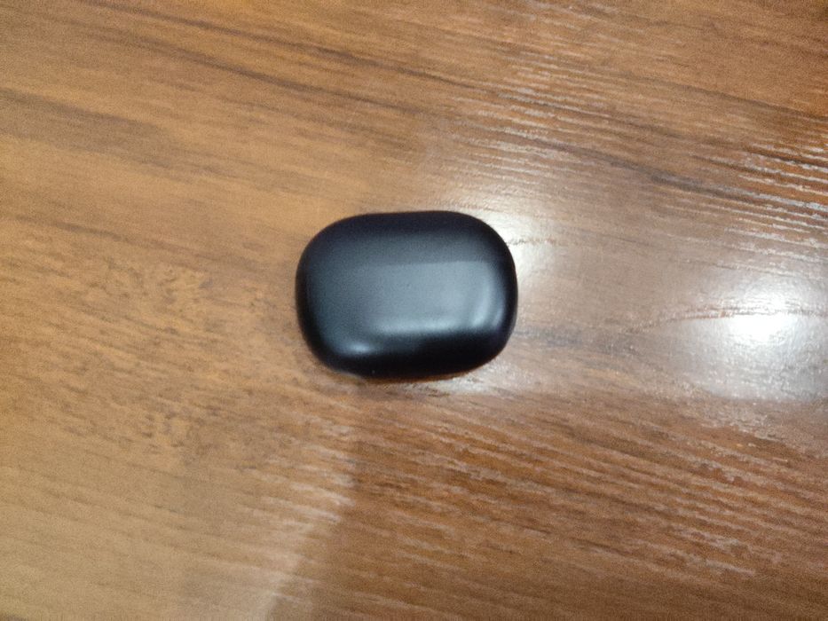 Продаю наушники Redmi buds 3