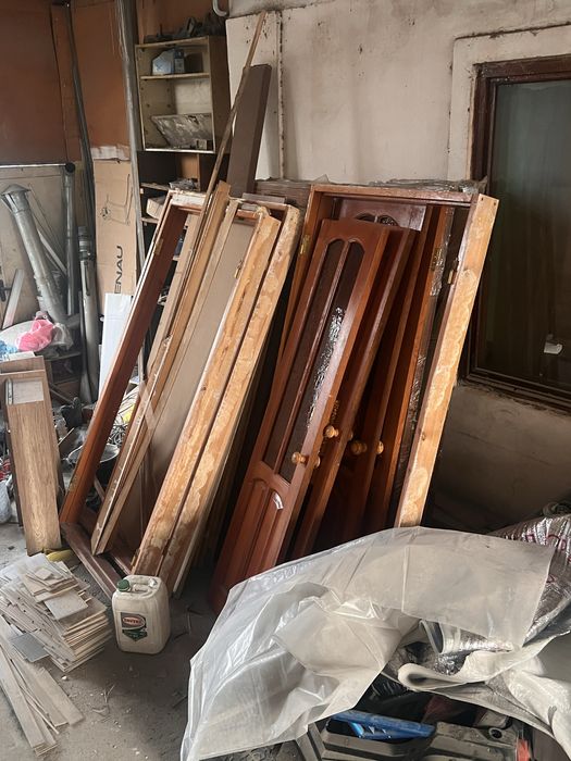 Продам двери из масива