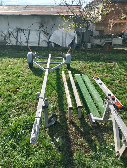 Колесар лодка джет