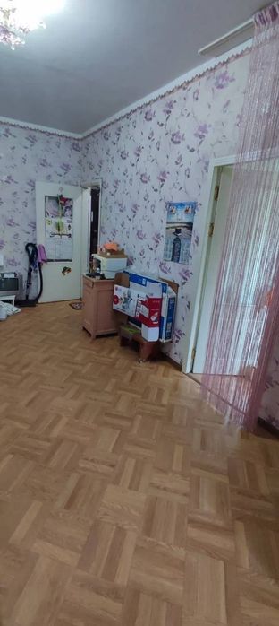 ÷ 1/1/4 Чиланзар 12 кв Дом Вдоль Дороги можно Под ОФИС продаётся