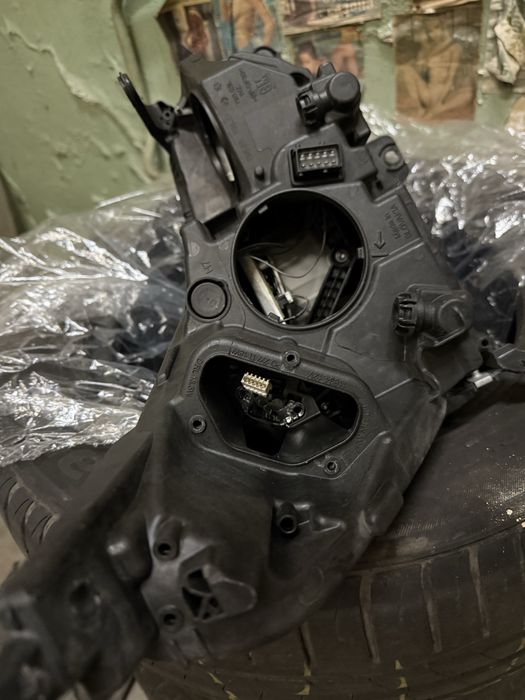 Оригинален LED фар за Opel Astra K – Ляв