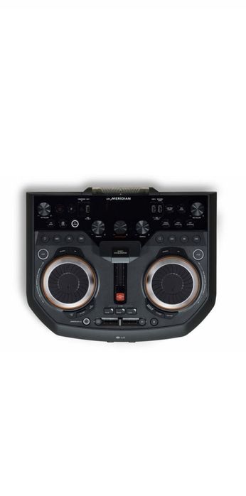 Vand sau schimb boxa lg boobox editie limitata