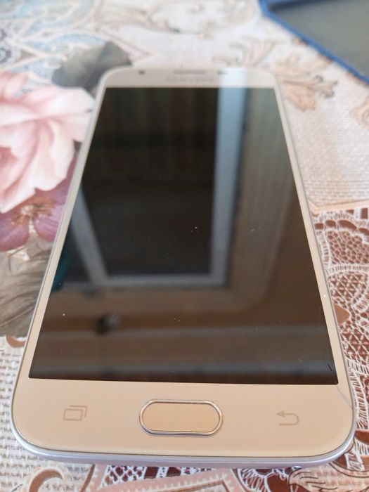 Vand Samsung j3 2017 in stare foarte bună