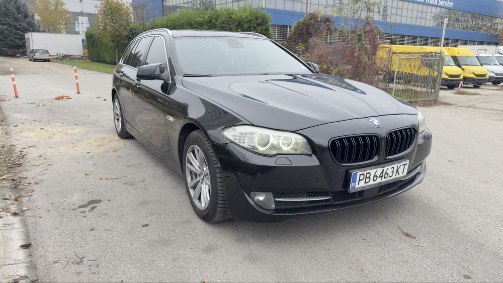 BMW F11 530d headup/360/softclose