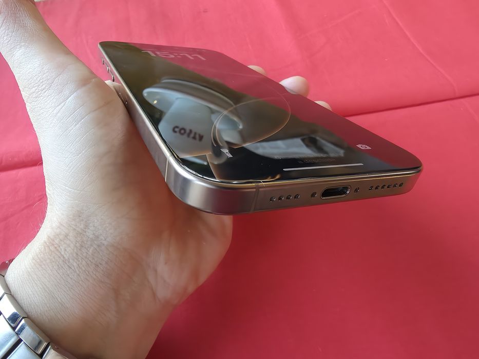 -Iphone 16Pro Max, ca Nou, 256Gb, 8Ram, bat: 100%- 165 cicluri incarca