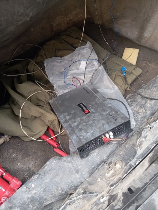 Продам усилитель