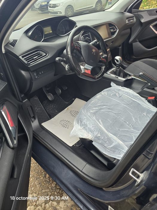 Vand Peugeot 308 an fabricație 2016, Euro 6