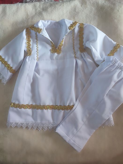 Costum popular pentru băieți
