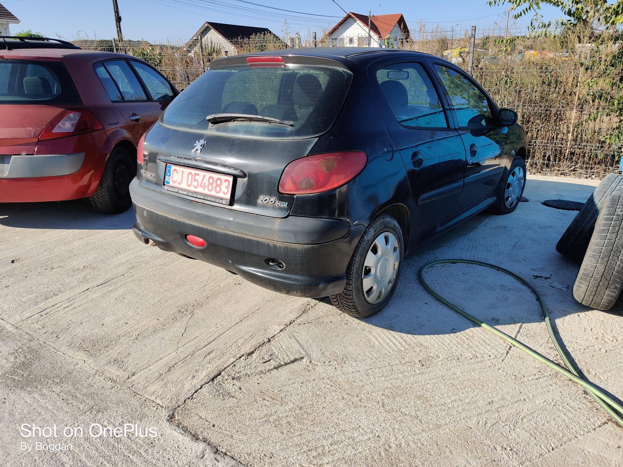 Vindem piese rezultate din dezmembrarea unui Peugeot 206