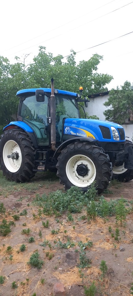 NEW HOLLAND T6070 sotiladi