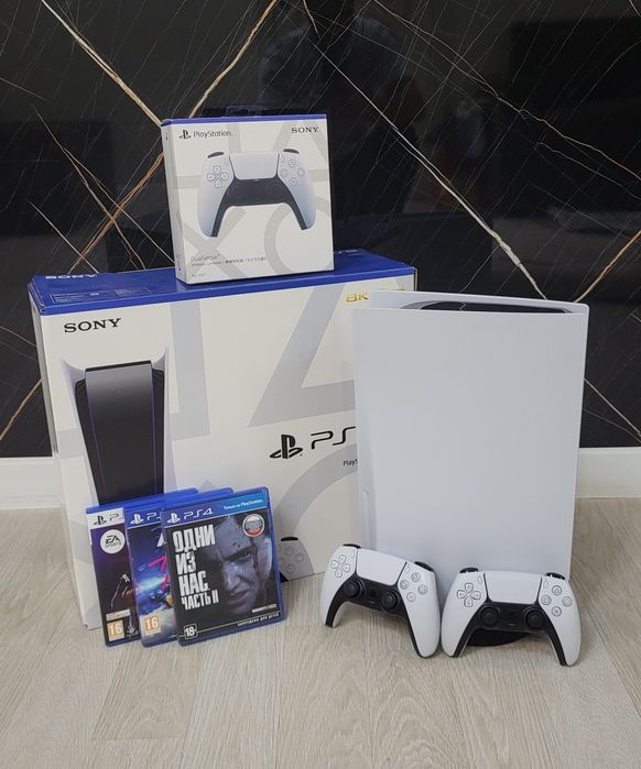 PS5+геймпад+4 игры