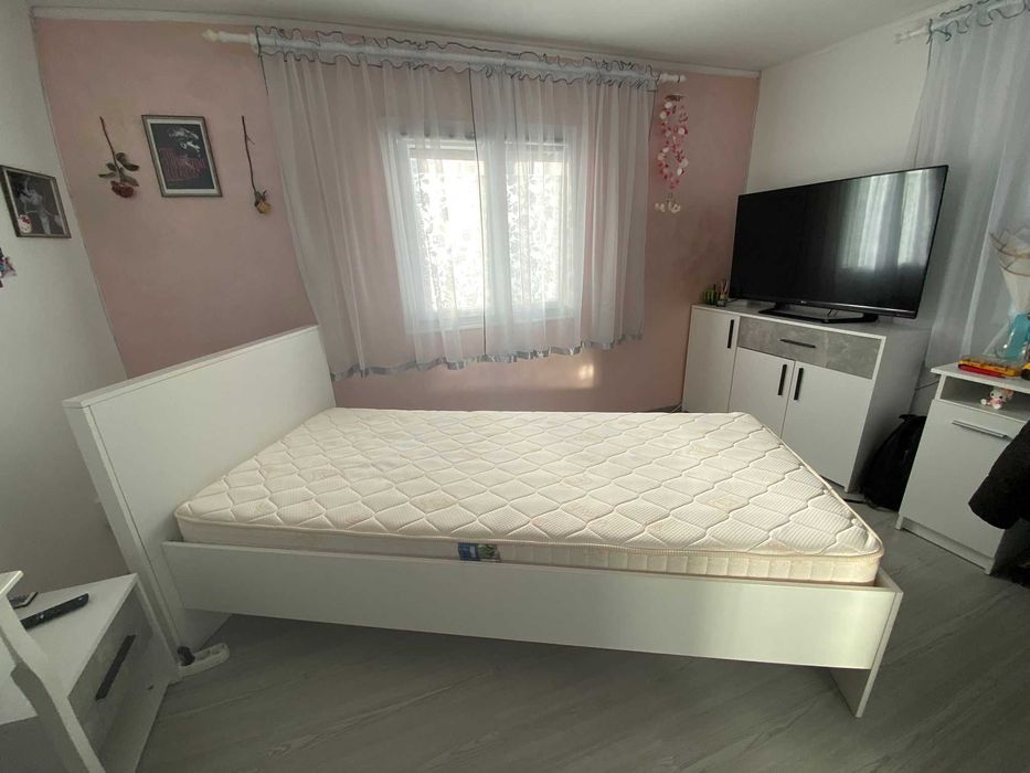 Pat 1 persoana, saltea inclusă