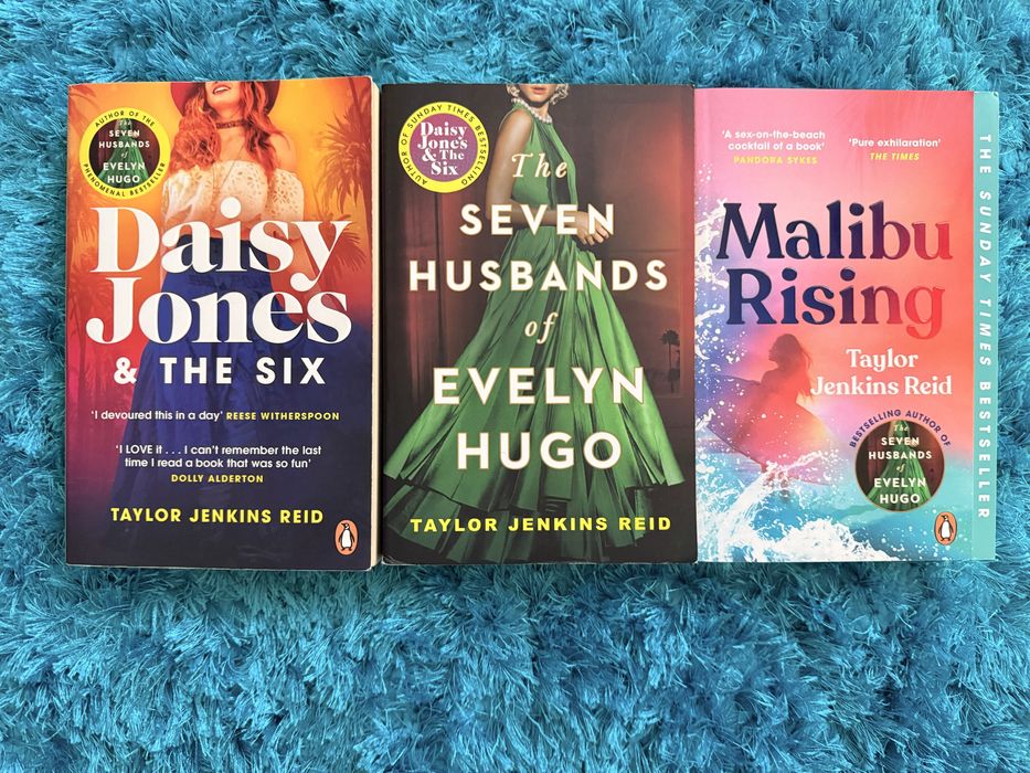 Carti Taylor Jenkins Reid, Alex Aster, Stephen King