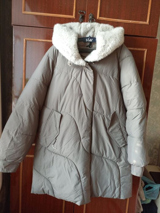 Продам женскую зимнюю куртку