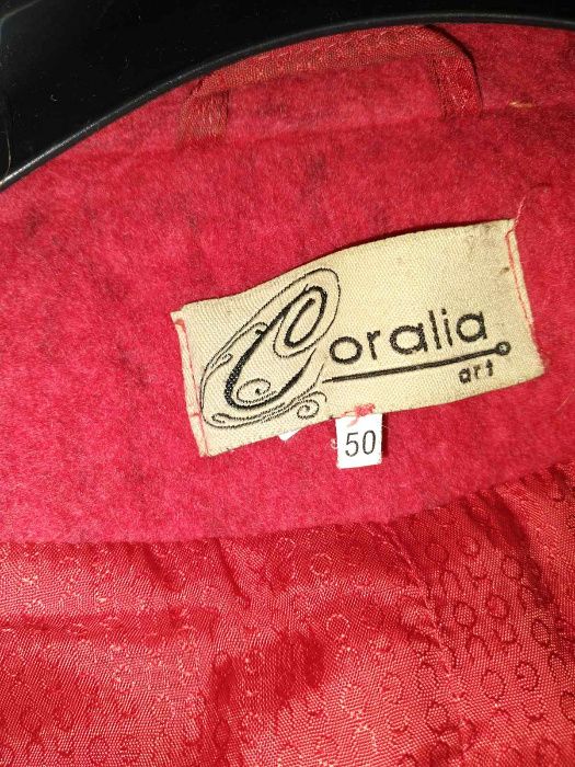 палто"Коралия"червено