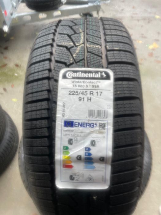 Continental winter contact 225/45/17