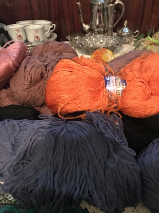 Прежда 12 чилета , различни цветове , 5 лв.бр.