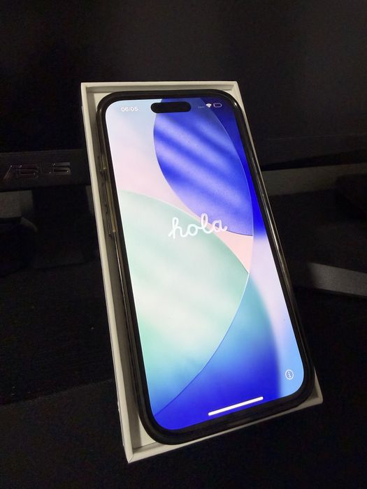 iPhone 16 Albastru – Ca nou, baterie 100%, fără zgârieturi