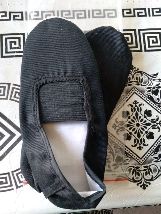 Продам новые чешки