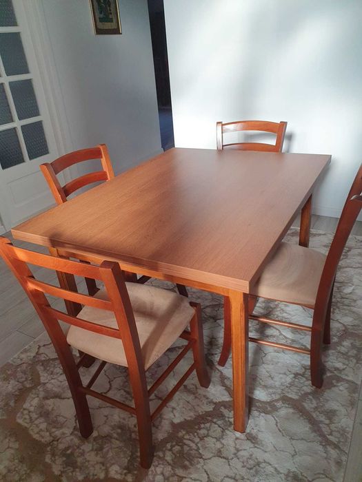 Masa + scaune, bucatarie