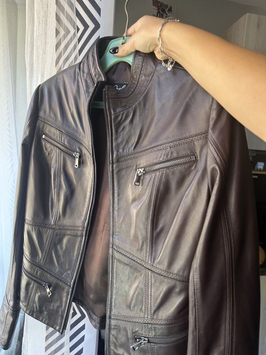 Дамско кожено яке