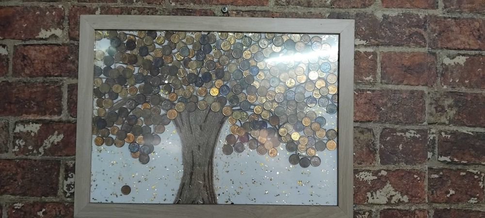 Картина от монети