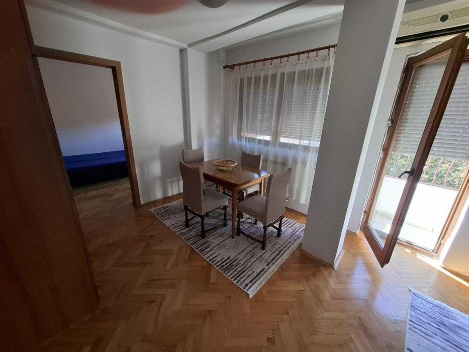 Дава се под наем Двустаен апартамент в Пловдив, Кючук Париж - 70 кв.м за 306 € - Снимка #5