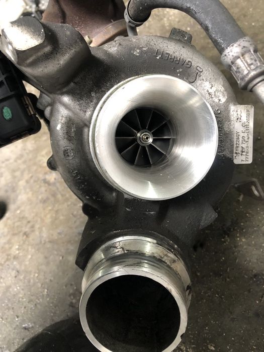 Изпускателен колектор БМВ 3.0д, 245кс (kolektor BMW 3.0d, 245)