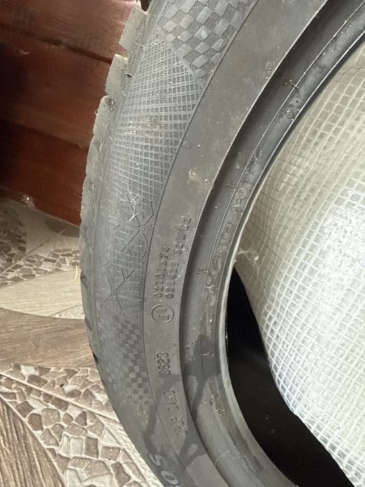 Vand anvelope iarna x6 noi CONTINENTAL R20