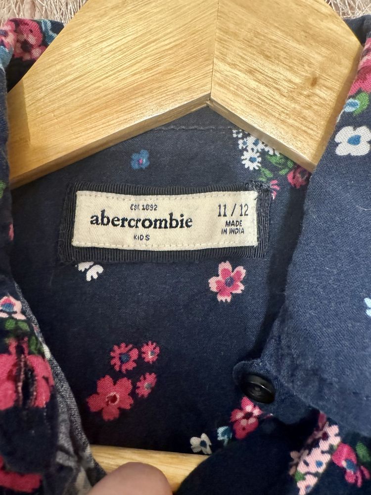 Cămașa înflorată Abercrombie & Fitch XS