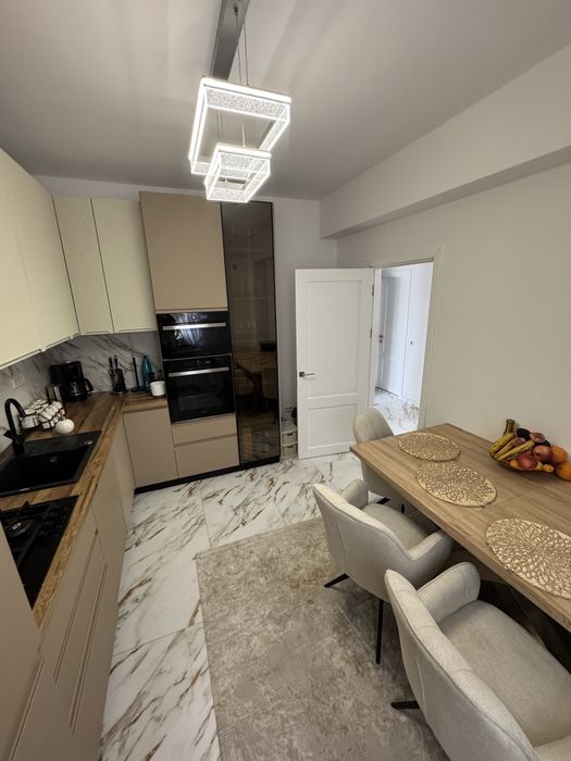 Apartament 3 camere și 2 bai bloc nou 2024