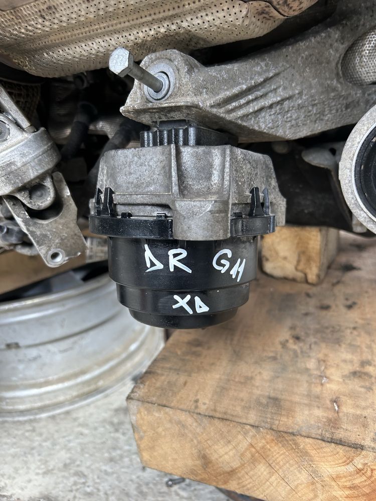 Tampon motor  dreapta BMW Seria 7 G11, G12 740 D X Drive