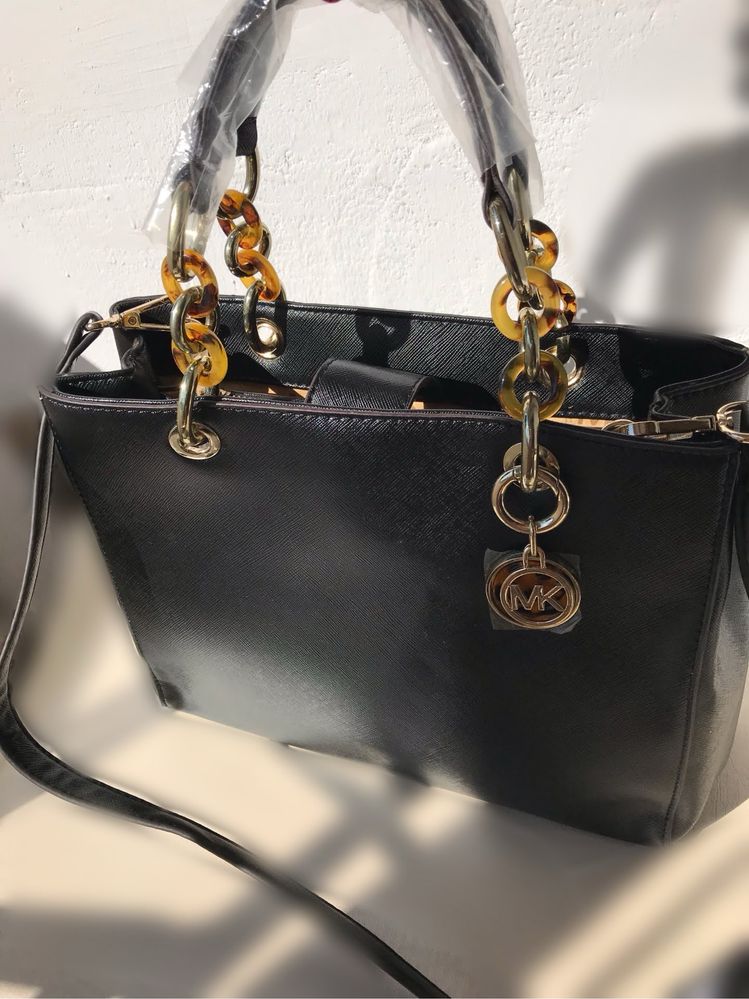 Чанта Michael Kors