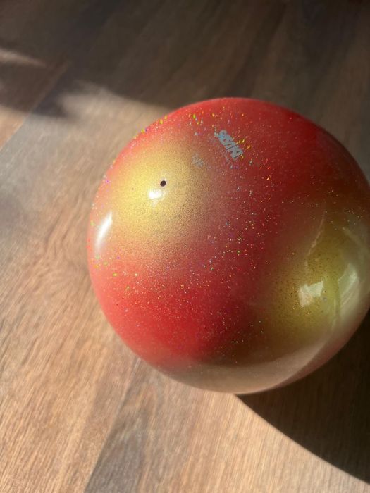 Мяч для гимнастики