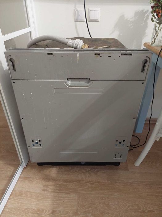 Посудомойка на запчасти