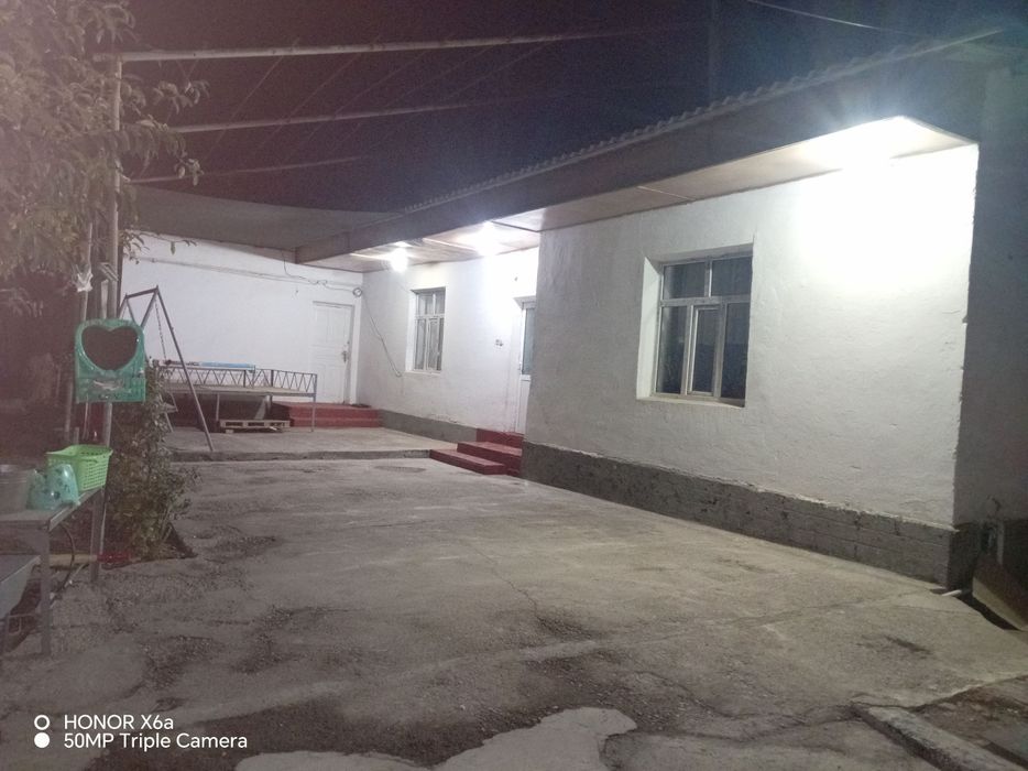 Товоқсойда уй сотилади