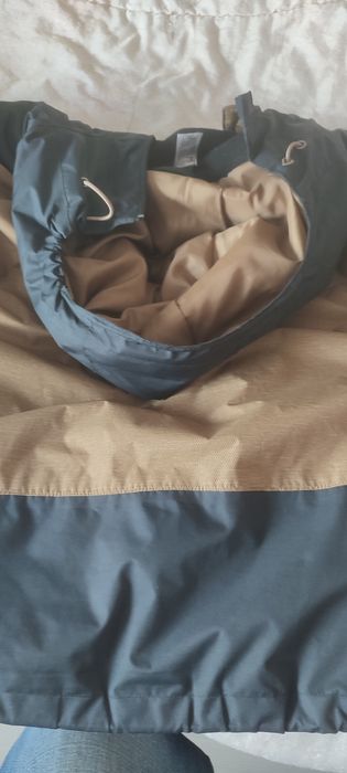 Мъжко непромокаемо яке за преходи