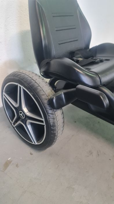 Kart Mercedes cu pedale pentru copii