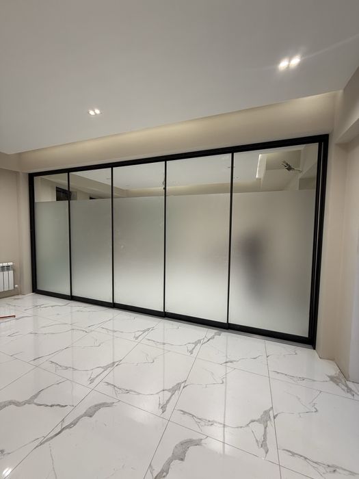 Стеклянные раздвижные системы | Двери купе Surma Loft Eshik