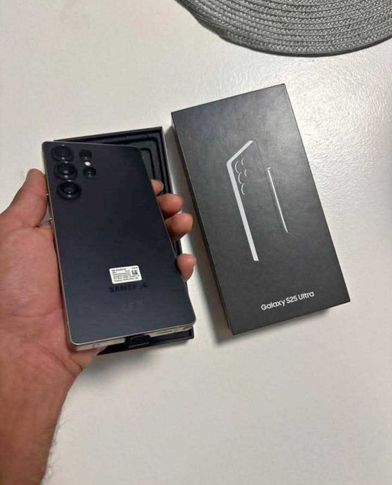 Нов Samsung Galaxy S25 Ultra 256GB