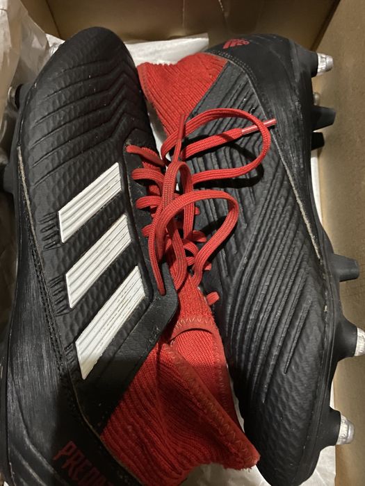 Ghete Adidas Predator 18.3
