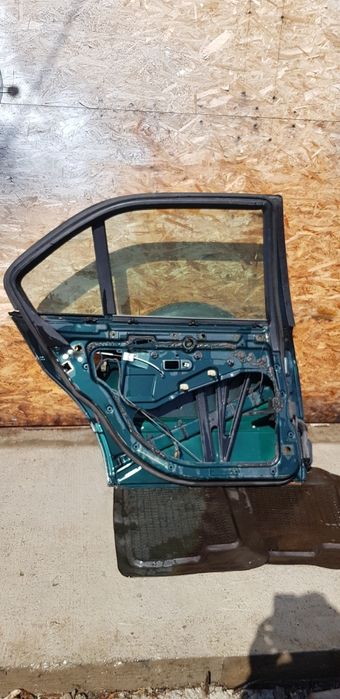 Ușă stânga spate de BMW e38 Seria 7